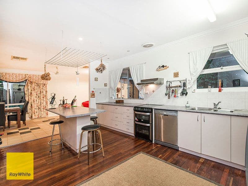 13 Springdale Road, Kalamunda WA 6076, Kalamunda - Thumbnail 8