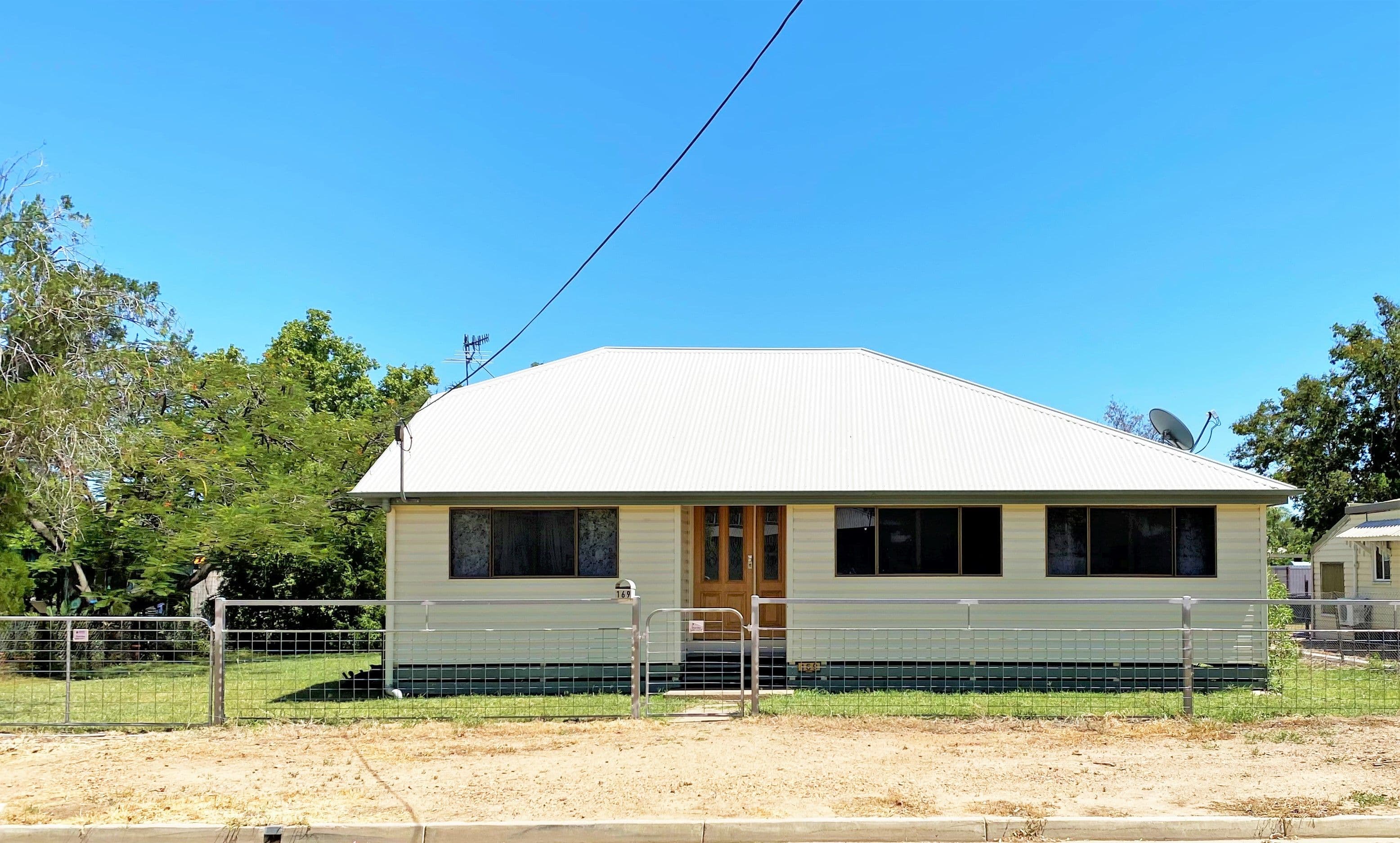 169 Ibis Street, Longreach QLD 4730, Longreach - Image 1