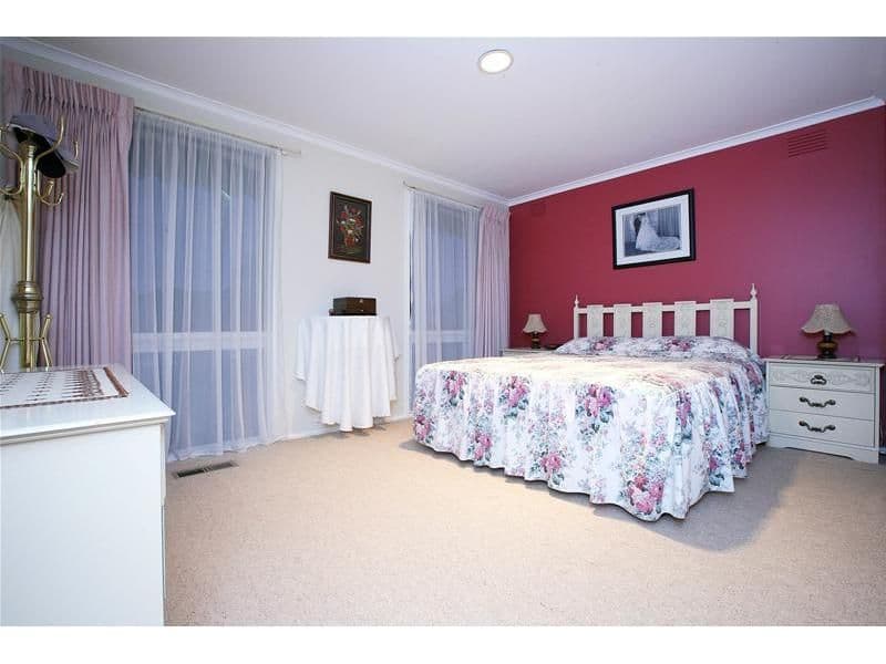 2 Sharman Court, BUNDOORA VIC 3083, Bundoora - Thumbnail 6