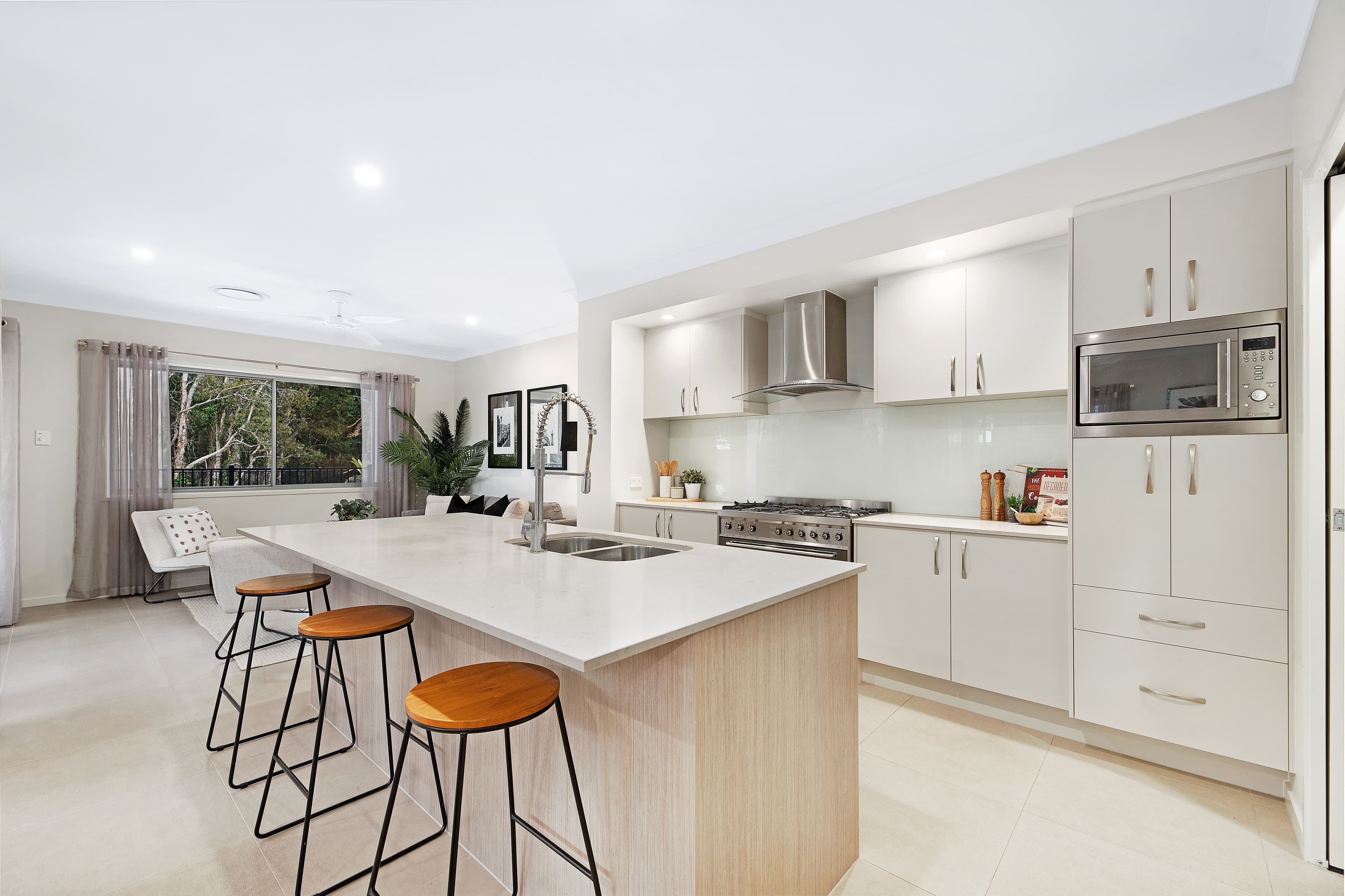 18 Tasman Boulevard, Fitzgibbon QLD 4018, Fitzgibbon - Thumbnail 3