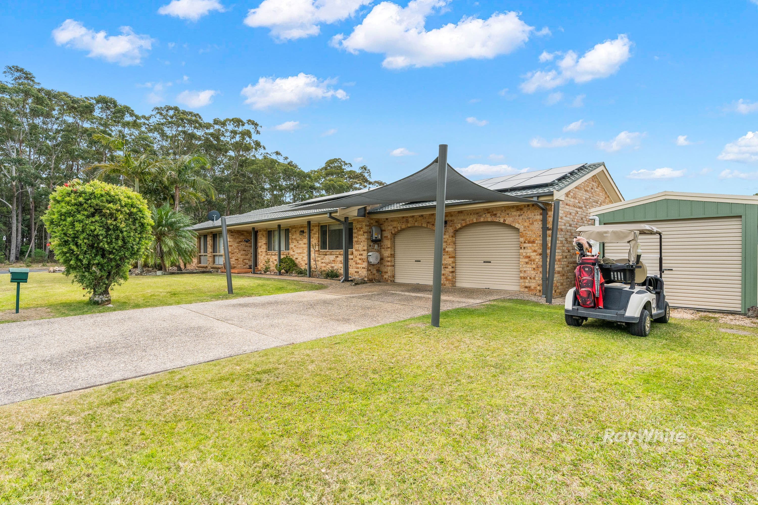1 Kooralbyn Avenue, Mollymook Beach NSW 2539, Mollymook Beach - Thumbnail 2