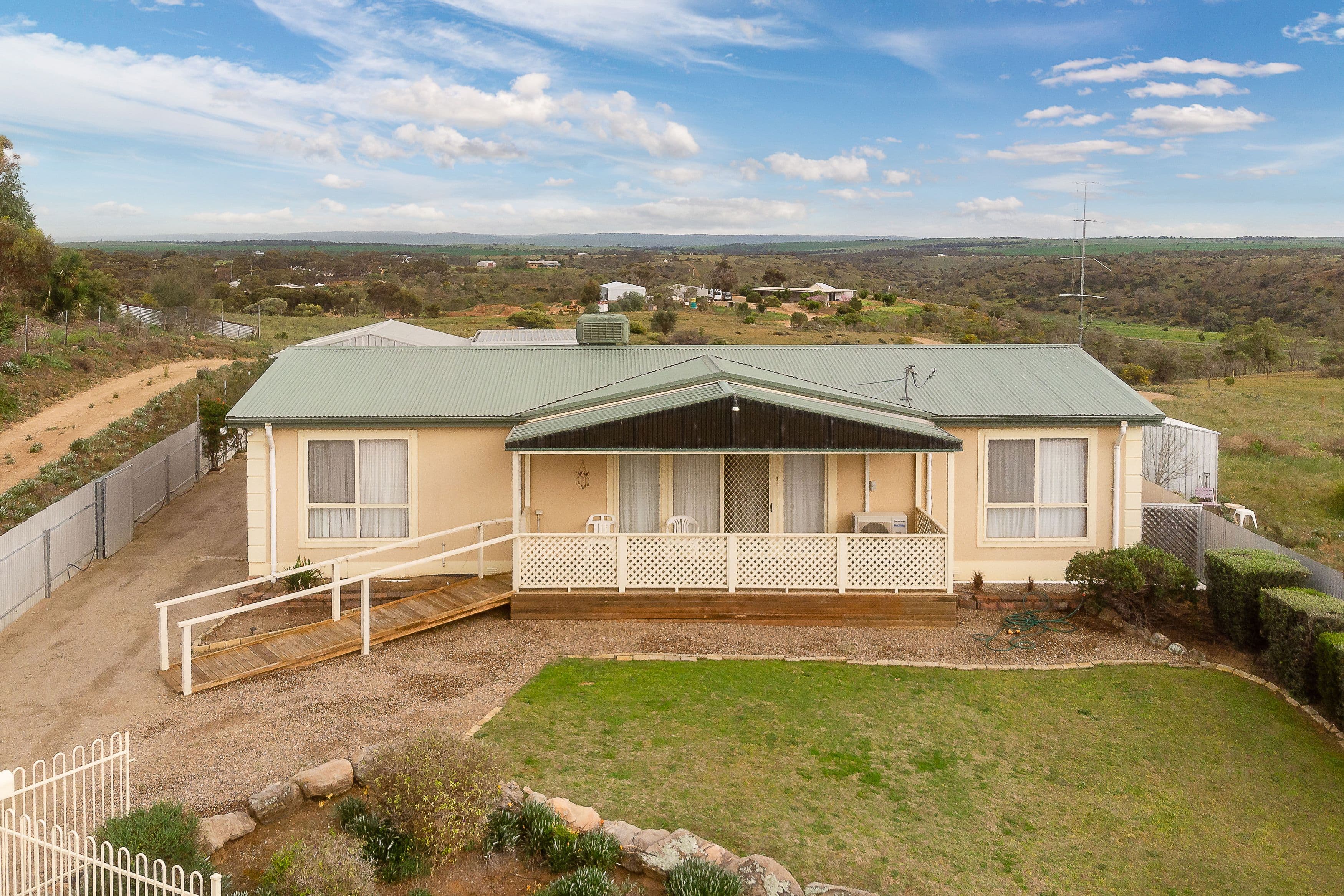 53 Crawford Crescent, Mannum SA 5238, Mannum - Image 1