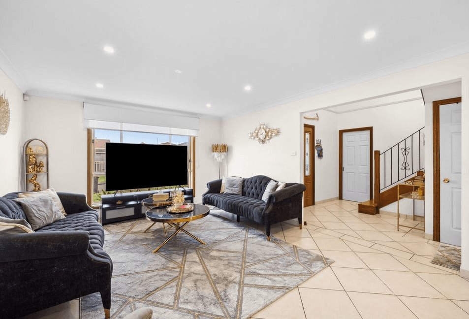3 Ranieri Place, Hoxton Park NSW 2171, Hoxton Park - Thumbnail 2