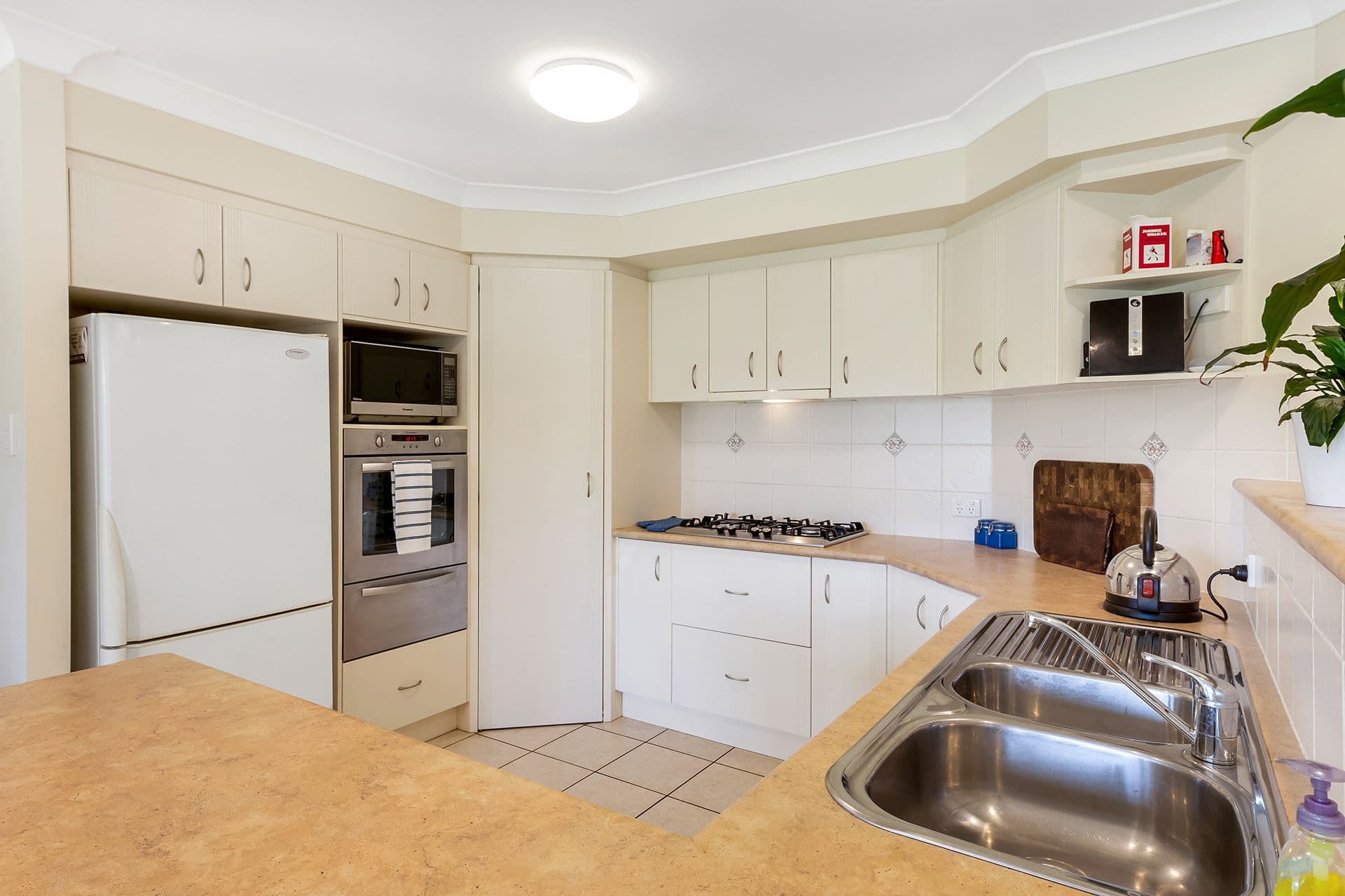 63 Kootenai Drive, Tamborine Mountain QLD 4272, Tamborine Mountain - Thumbnail 6