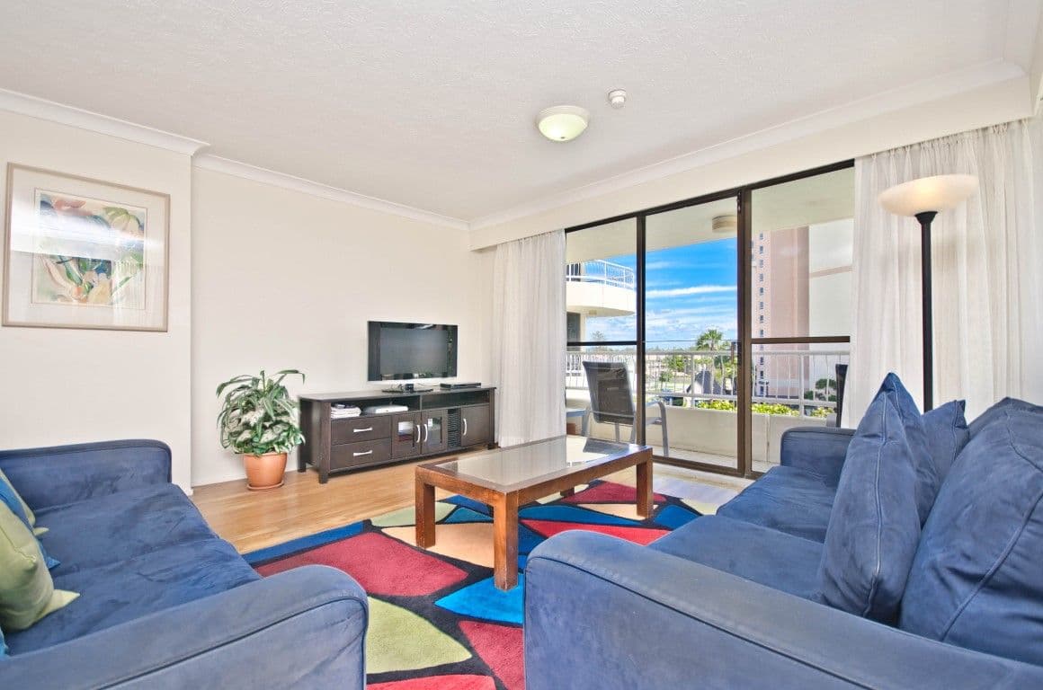 17 'Capricornia' 121 Surf Parade, Broadbeach QLD 4218, Broadbeach - Thumbnail 3
