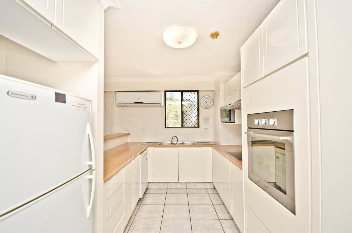 17 'Capricornia' 121 Surf Parade, Broadbeach QLD 4218, Broadbeach - Thumbnail 6