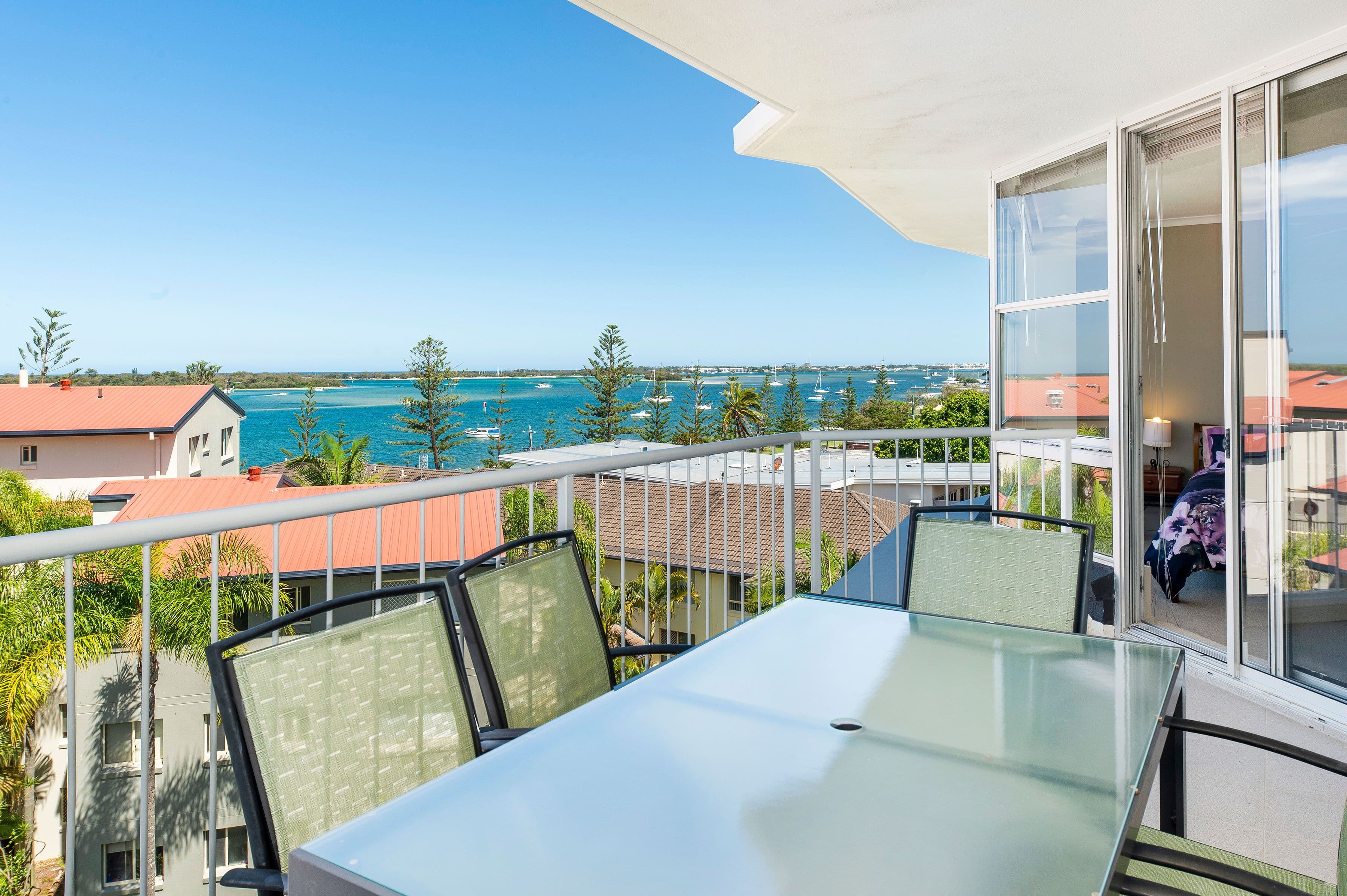 15 Brighton Street, Biggera Waters QLD 4216, Biggera Waters - Thumbnail 5