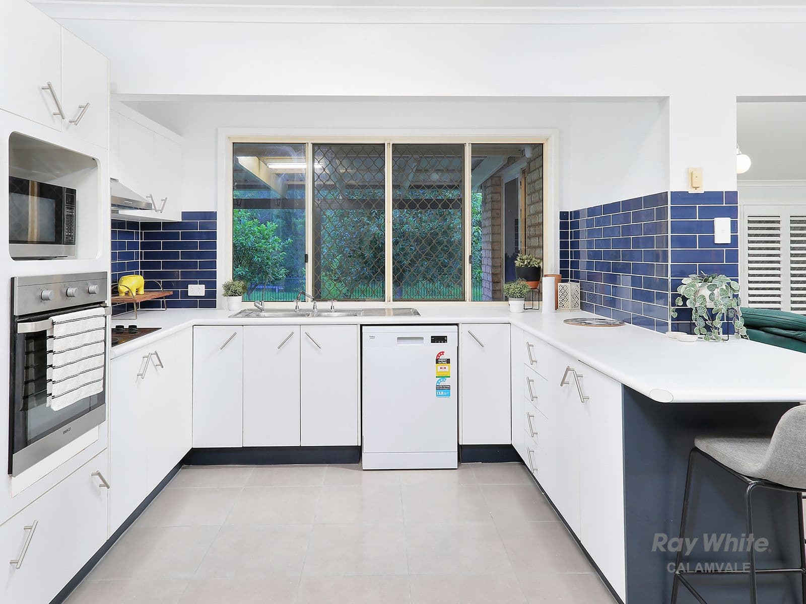 17 Avondale Crescent, Parkinson QLD 4115, Parkinson - Thumbnail 5