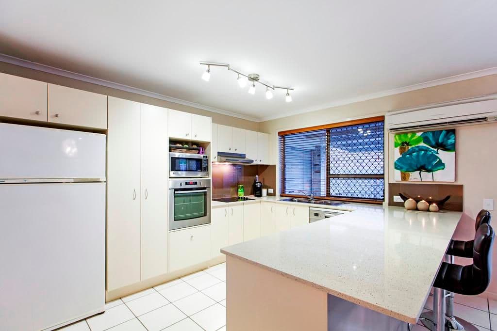 26 Sherwood Court, ALEXANDRA HILLS QLD 4161, Alexandra Hills - Thumbnail 3