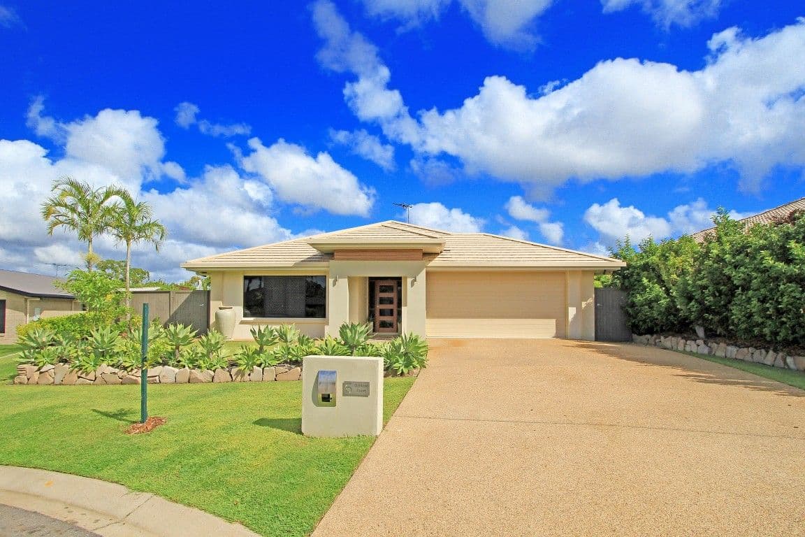 6 Oakland Court, Norman Gardens QLD 4701, Norman Gardens - Image 1