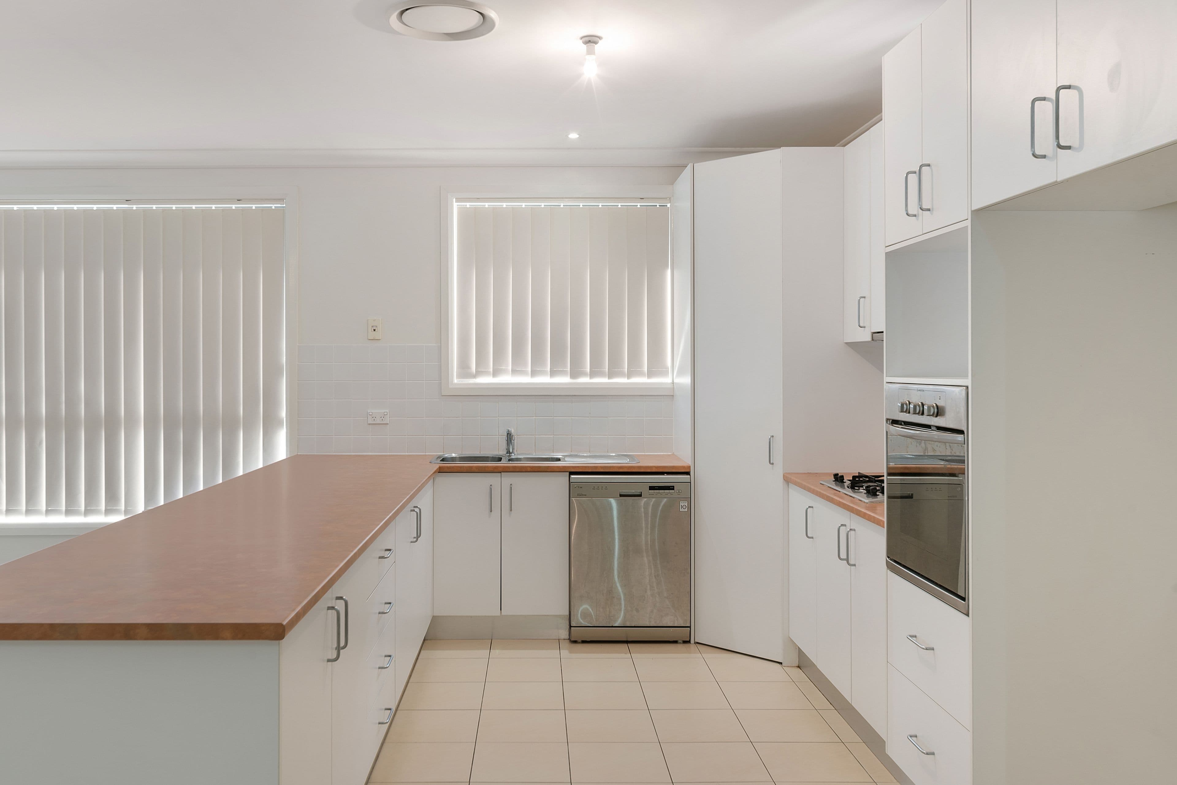 24 St Stephen Road, Blair Athol - Thumbnail 3