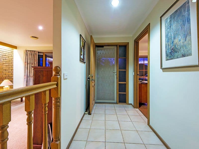 186 Bellbridge Drive, HOPPERS CROSSING VIC 3029, Hoppers Crossing - Thumbnail 4