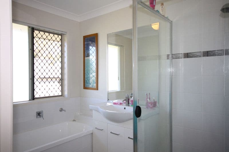 5-7 Oakdale Court, GLENEAGLE QLD 4285, Gleneagle - Thumbnail 7