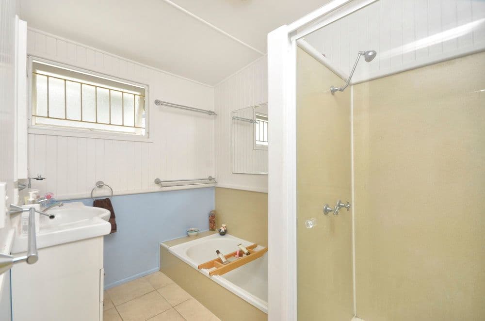 28 Banbury Street, CARINA QLD 4152, Carina - Thumbnail 3