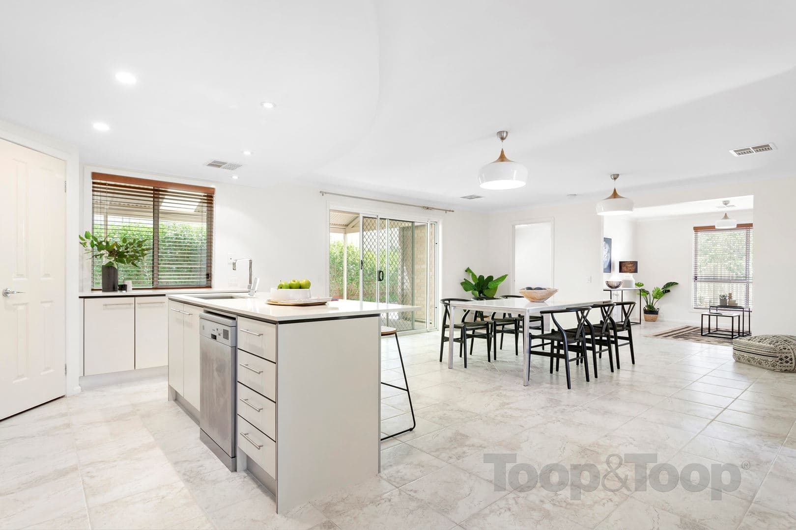 14 Hallett Road, Golden Grove SA 5125, Golden Grove - Thumbnail 3