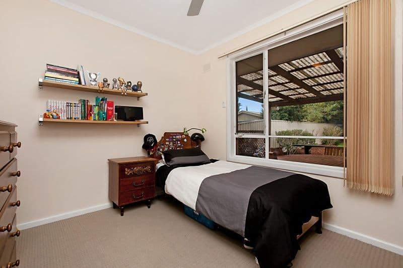 39 Far View Crescent, RIDGEHAVEN SA 5097, Ridgehaven - Thumbnail 5