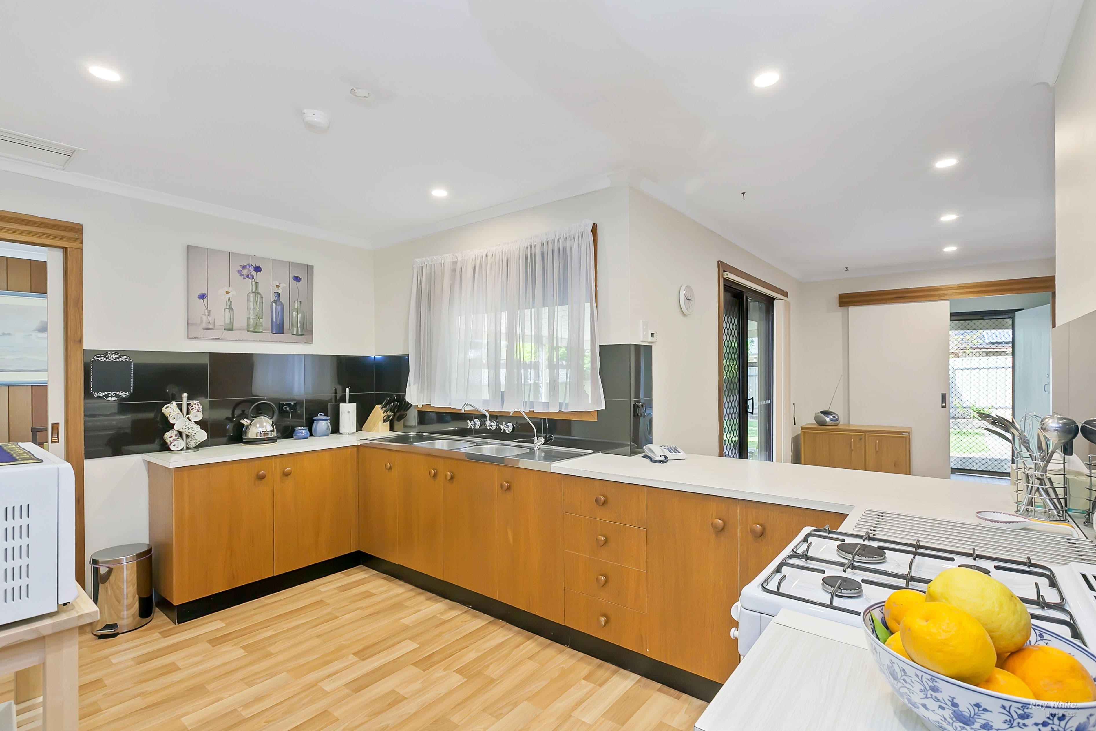 16 Plover Avenue, Modbury Heights SA 5092, Modbury Heights - Thumbnail 6