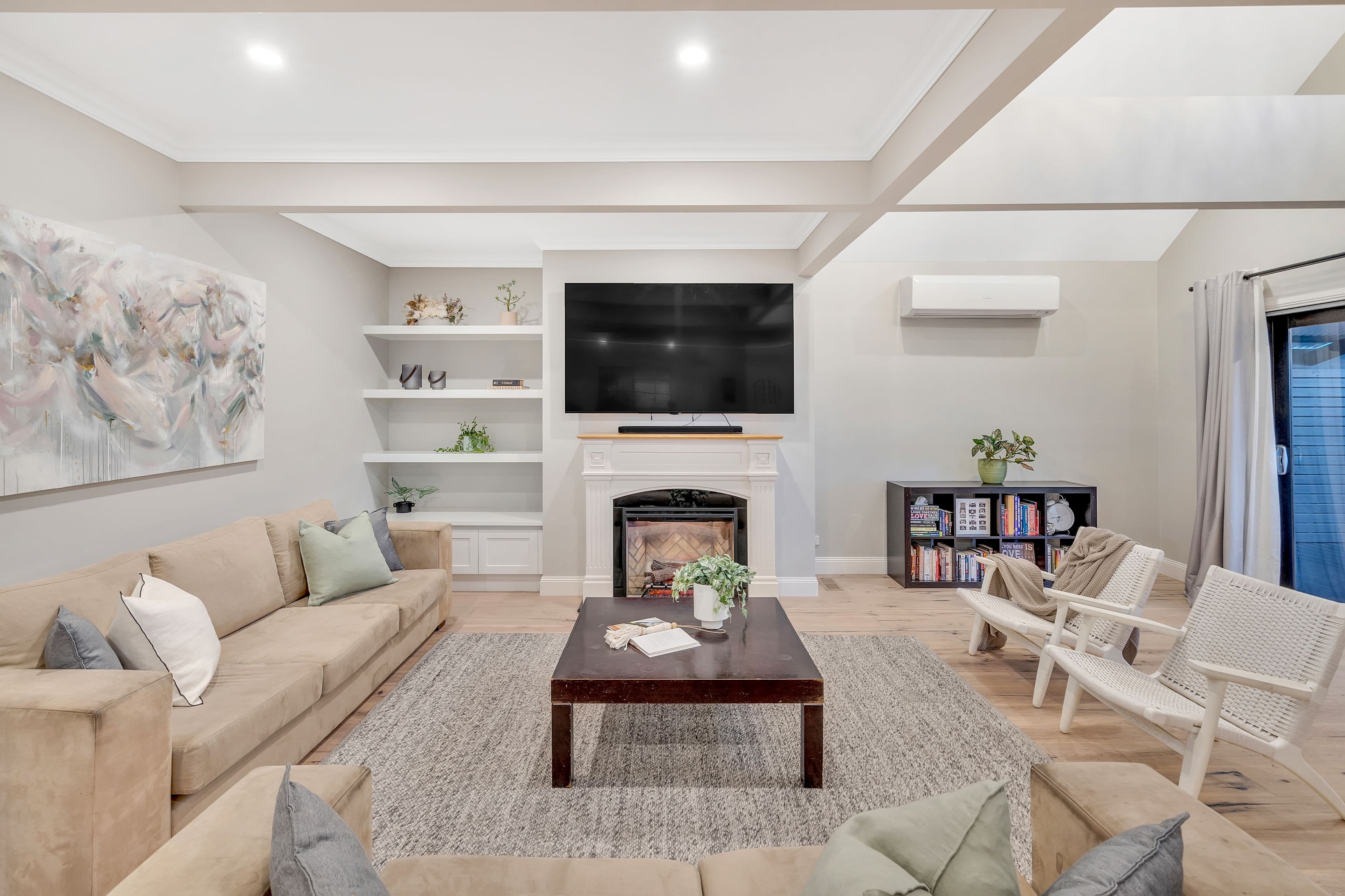 33 Princetown Avenue, Craigieburn VIC 3064, Craigieburn - Thumbnail 6