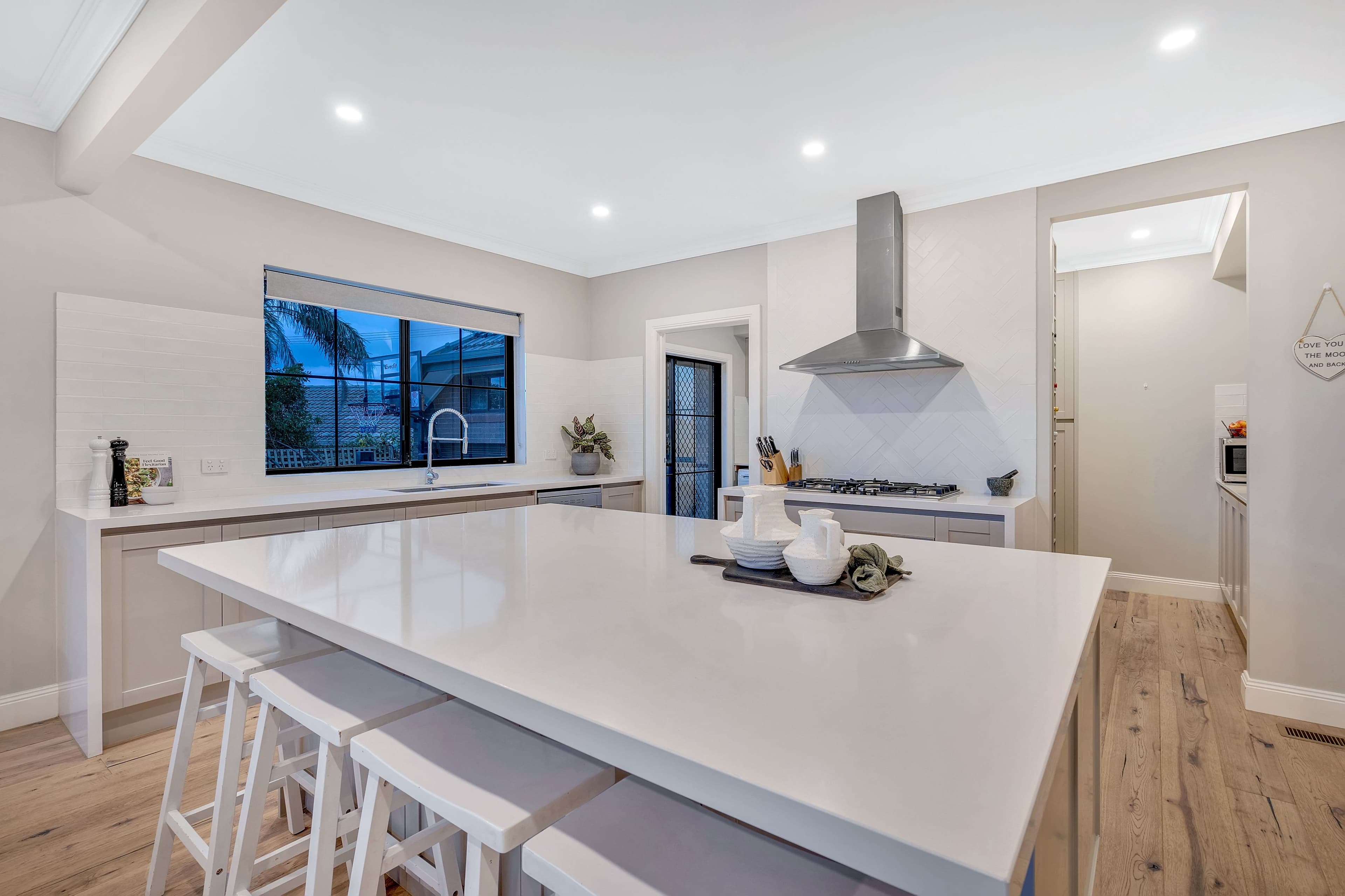 33 Princetown Avenue, Craigieburn VIC 3064, Craigieburn - Thumbnail 8