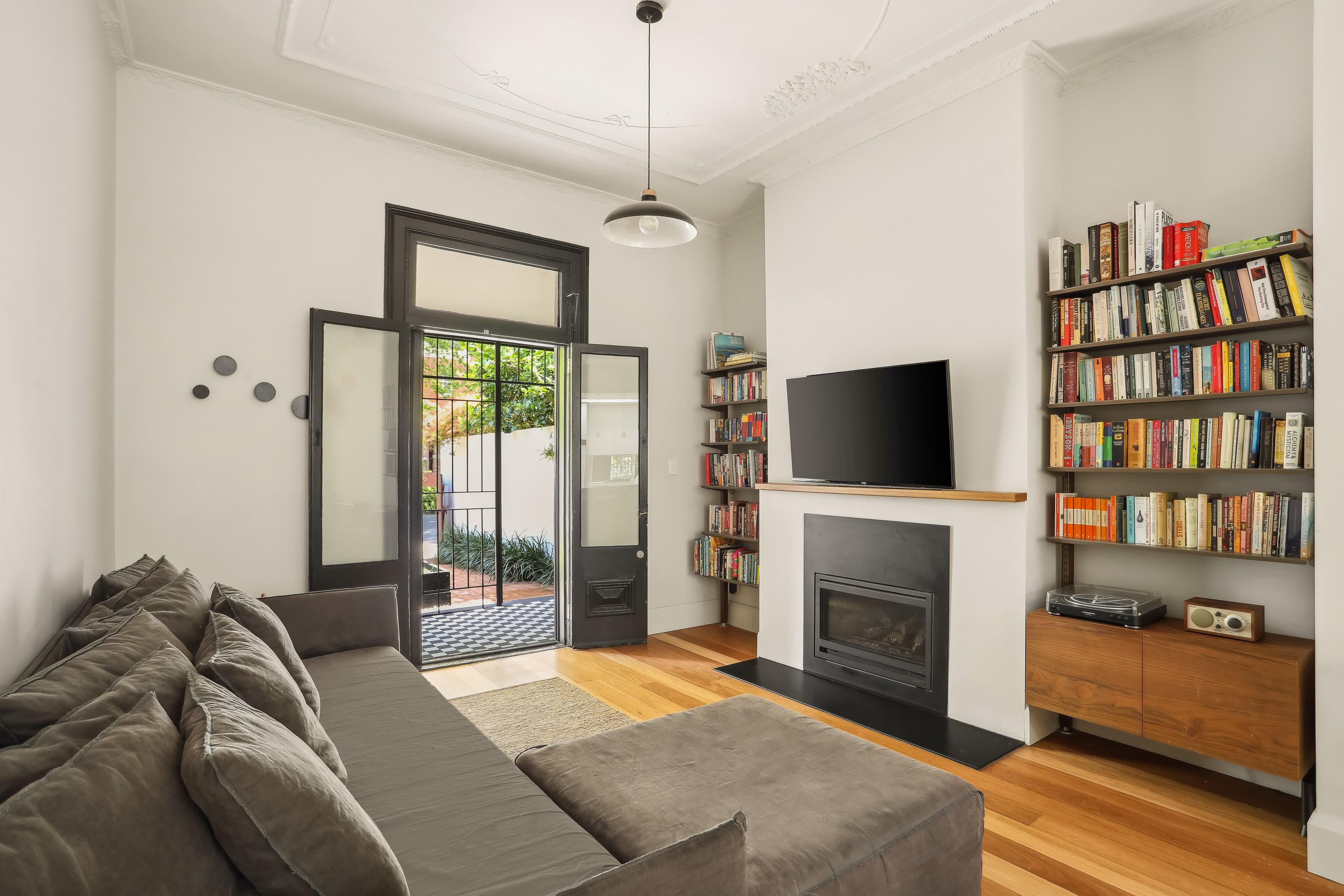 692 Bourke Street, Redfern NSW 2016, Redfern - Thumbnail 4