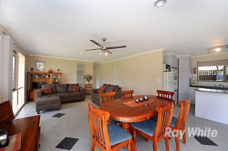 16 Leonie Court, NARRE WARREN VIC 3805, Narre Warren - Thumbnail 6