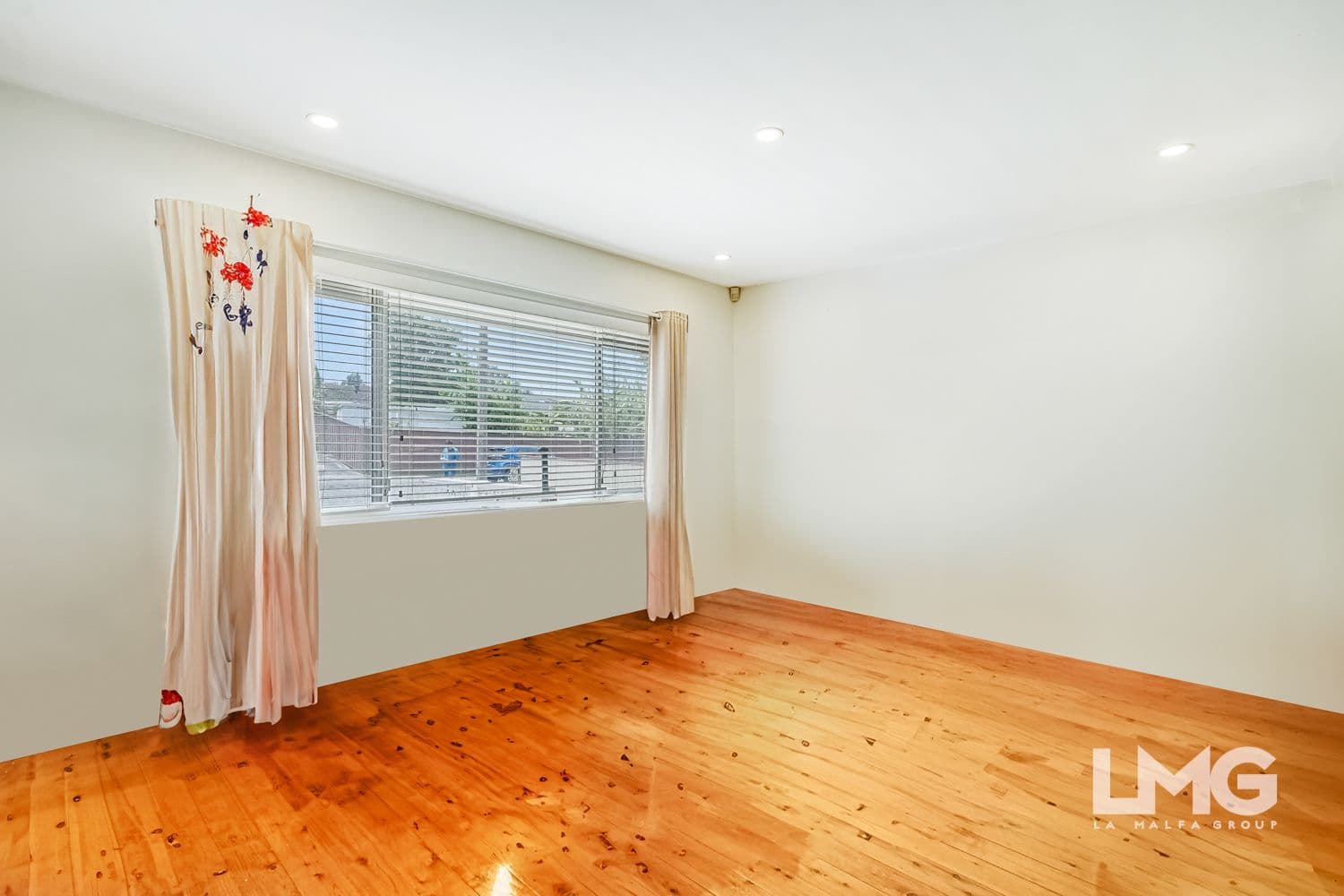 3 Dawes Avenue, Regents Park NSW 2143, Regents Park - Thumbnail 4