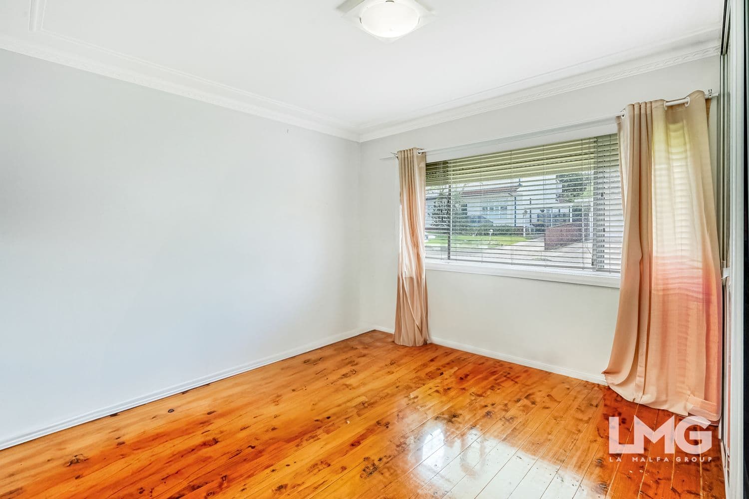 3 Dawes Avenue, Regents Park NSW 2143, Regents Park - Thumbnail 5