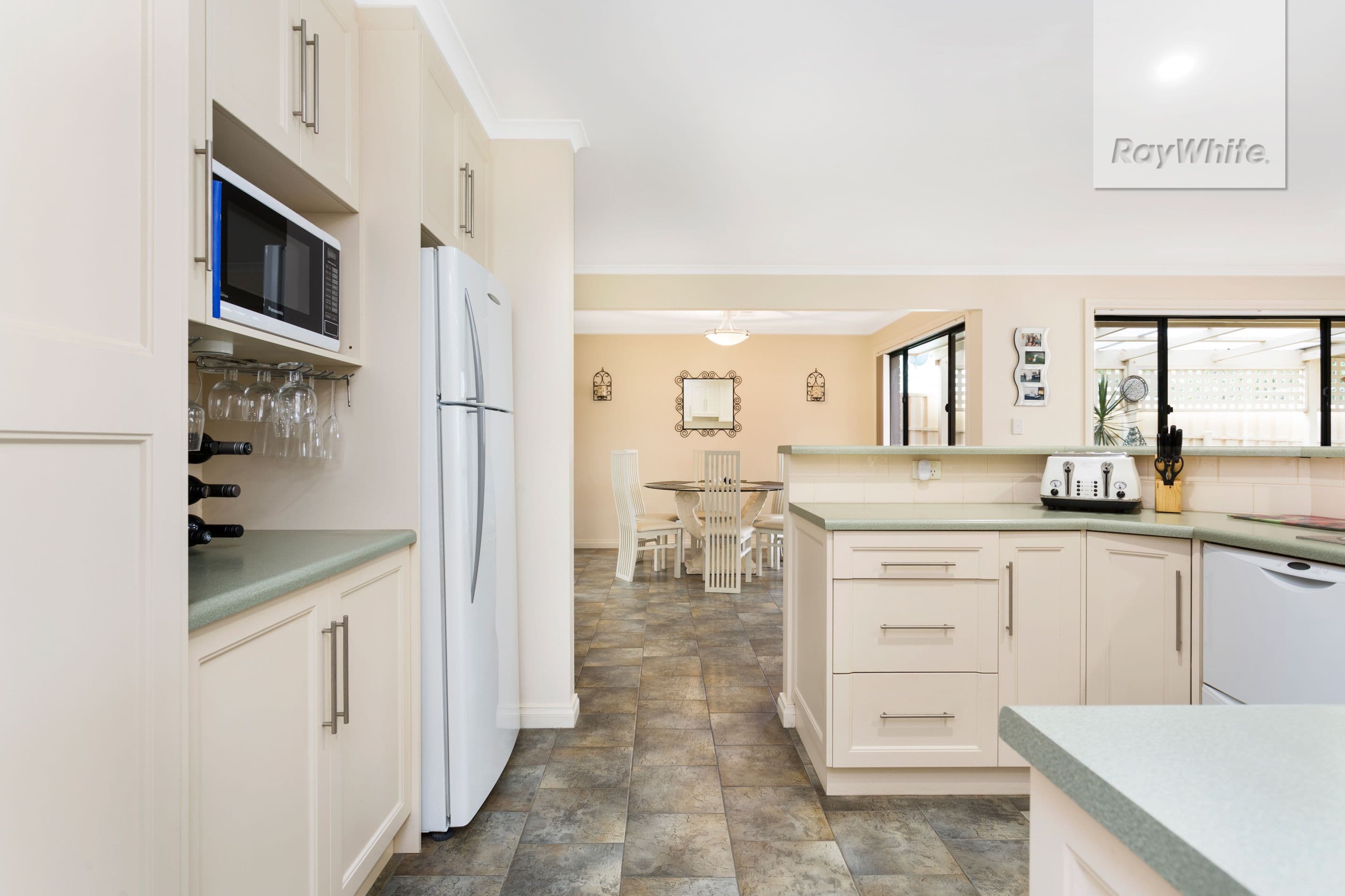 14 Cromer Court, Greenwith SA 5125, Greenwith - Thumbnail 5