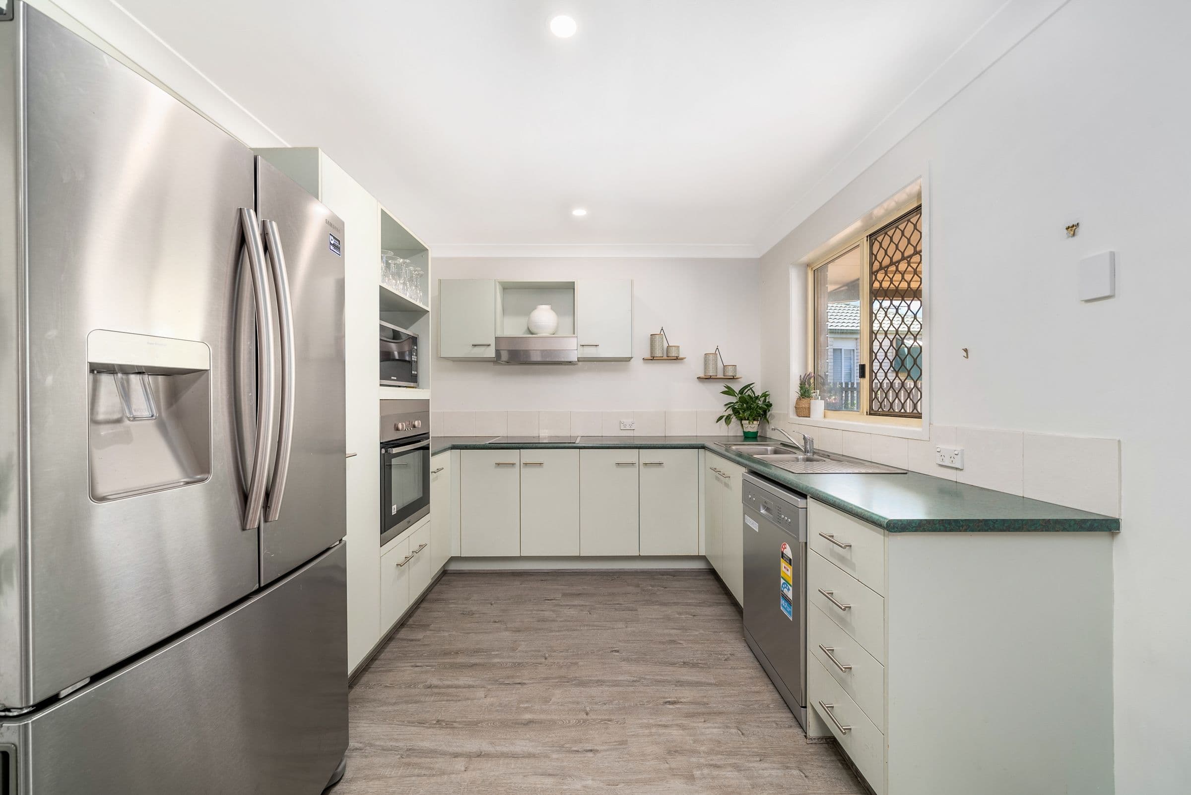 10 Fuller Court, Murrumba Downs QLD 4503, Murrumba Downs - Thumbnail 5