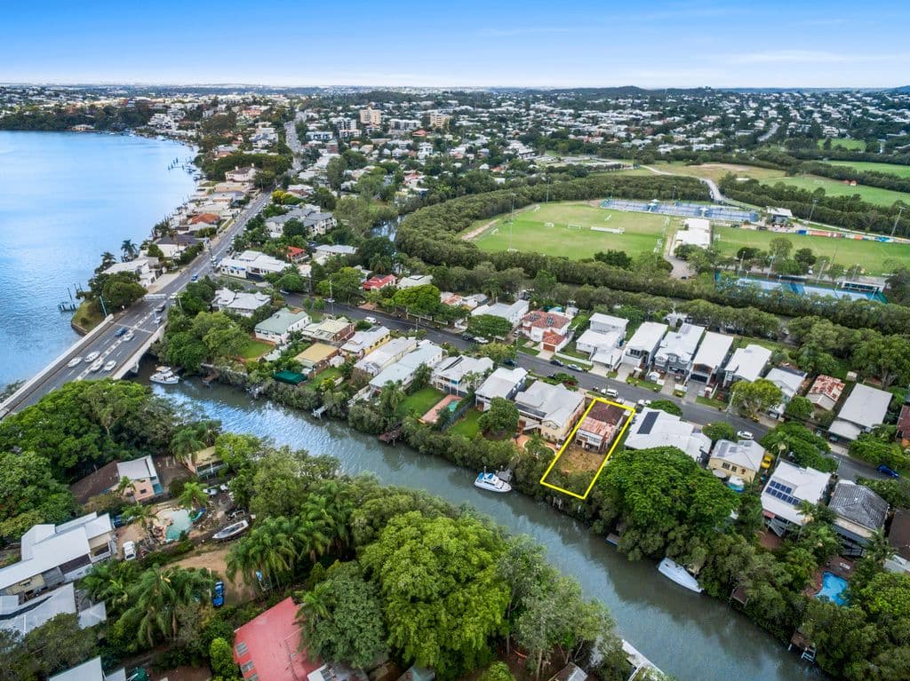 35 Gillan Street, Norman Park QLD 4170, Norman Park - Thumbnail 2
