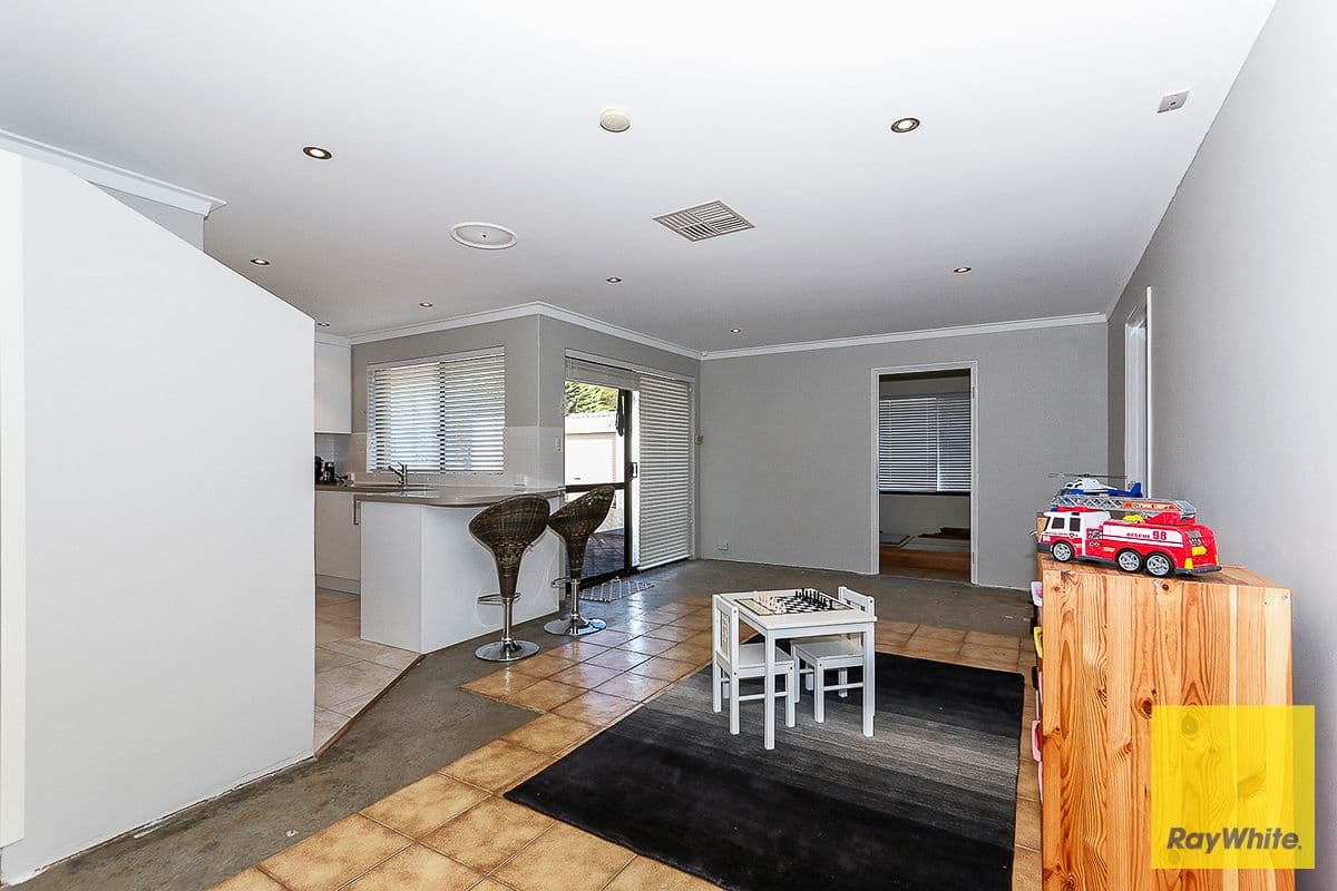 15 Stawell Way, Padbury WA 6025, Padbury - Thumbnail 8