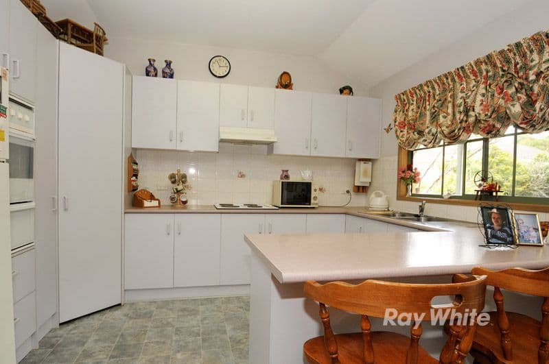 2 Huxley Court, BAYSWATER VIC 3153, Bayswater - Thumbnail 3