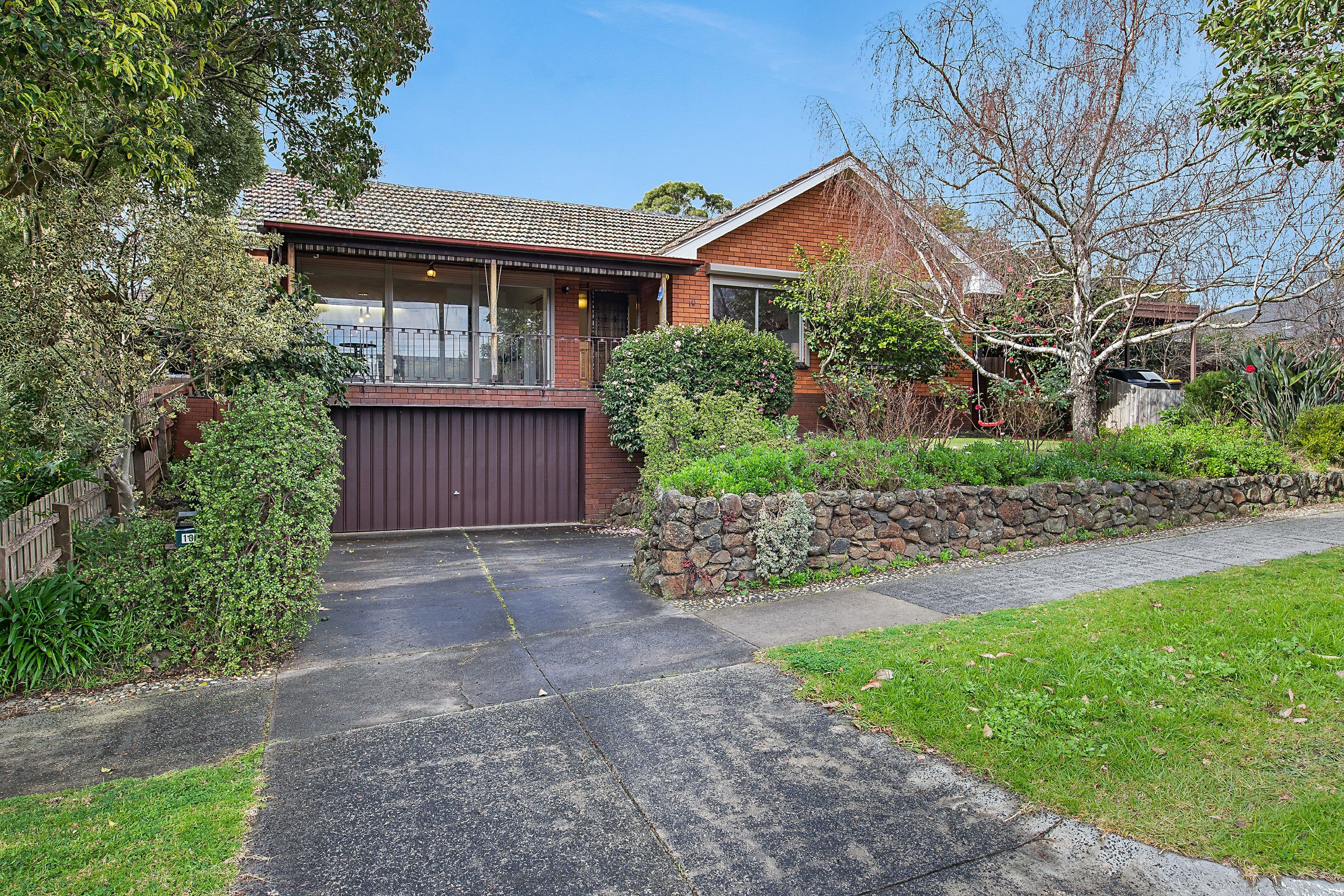 10 Mayfield Drive, Mount Waverley VIC 3149, Mount Waverley - Image 1