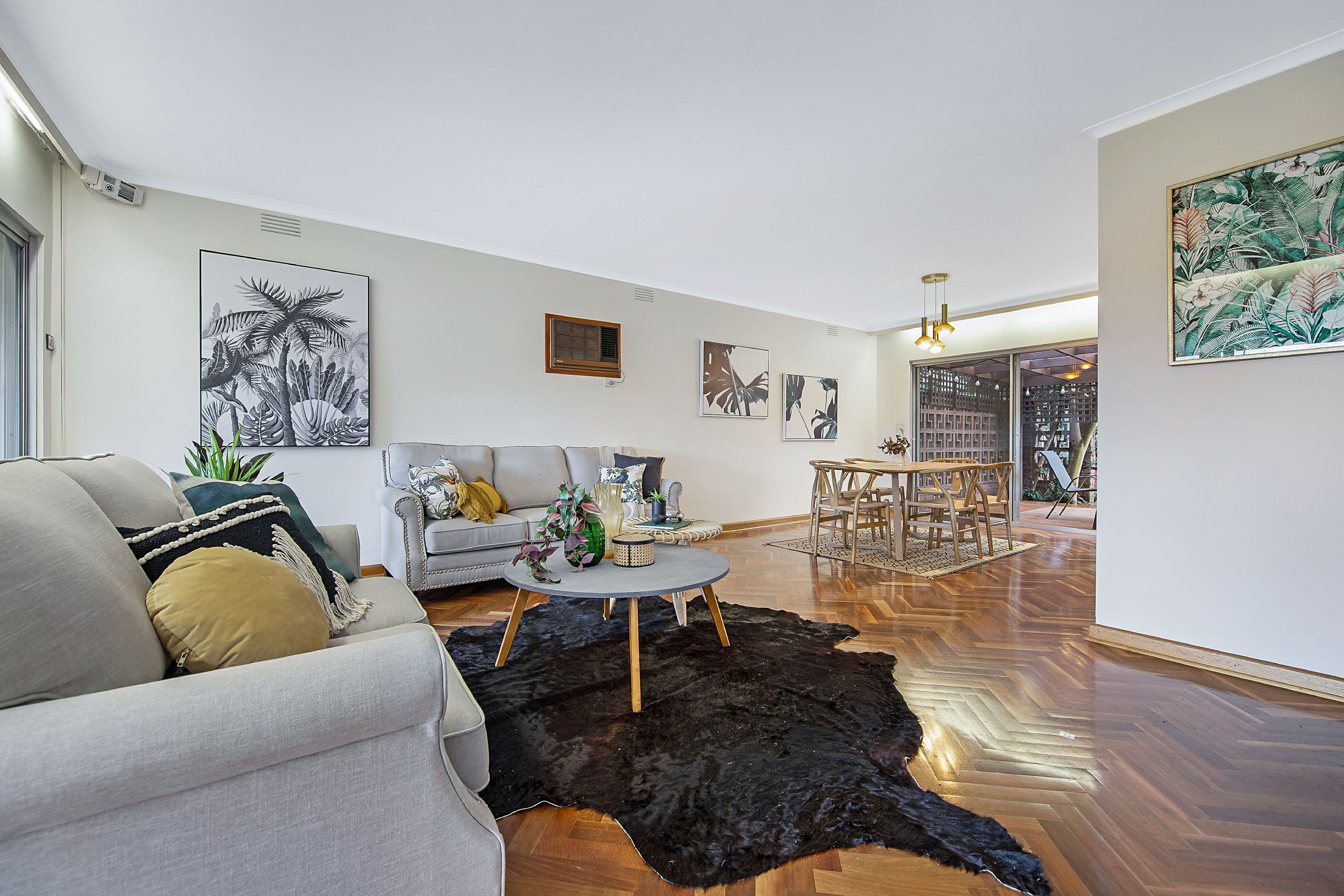 10 Mayfield Drive, Mount Waverley VIC 3149, Mount Waverley - Thumbnail 2