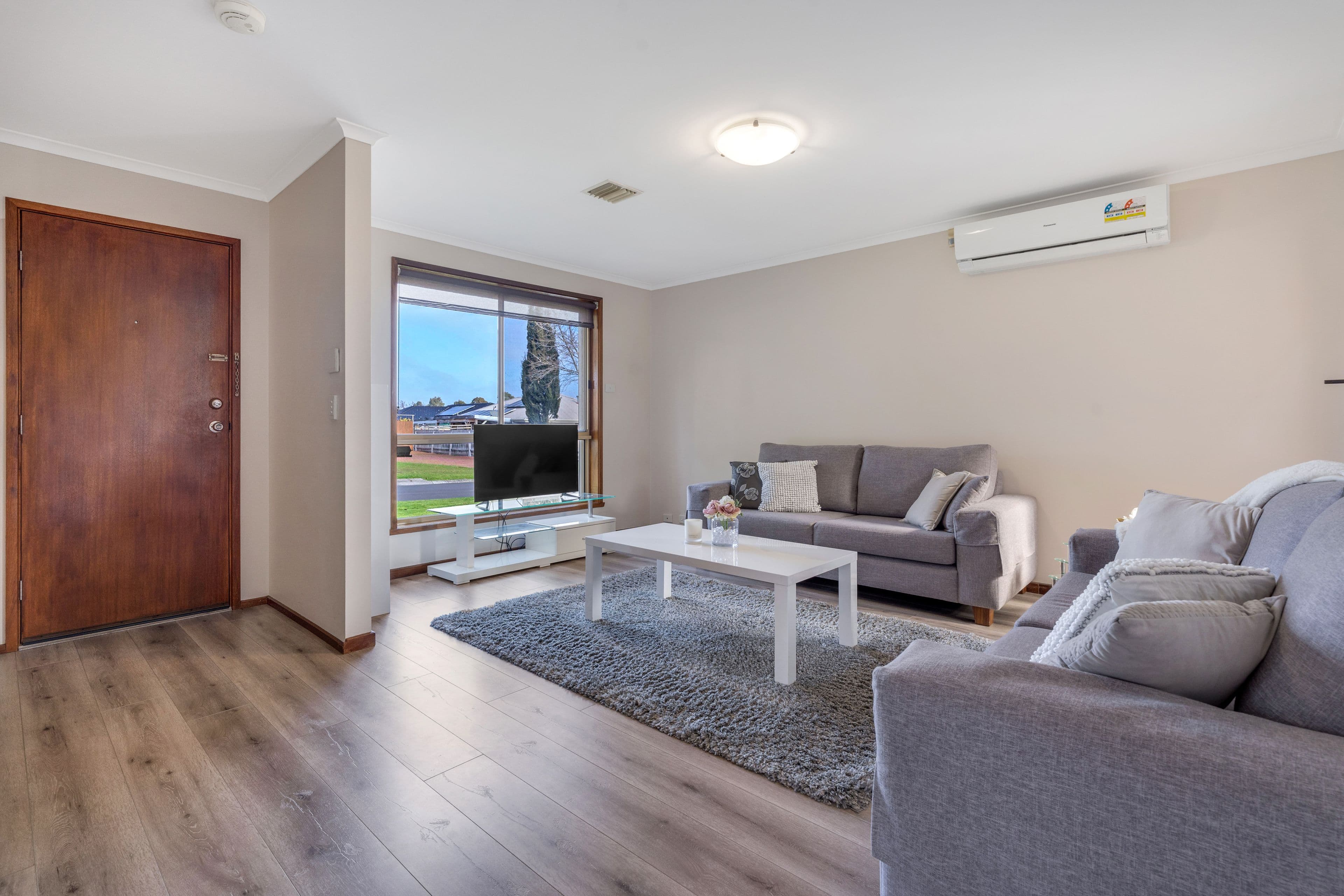 7 Mitta Mitta Way, Meadow Heights VIC 3048, Meadow Heights - Thumbnail 2