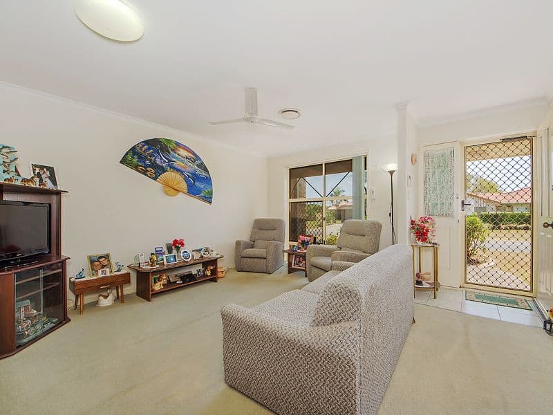 16 Rosswood Court, HELENSVALE QLD 4212, Helensvale - Thumbnail 3