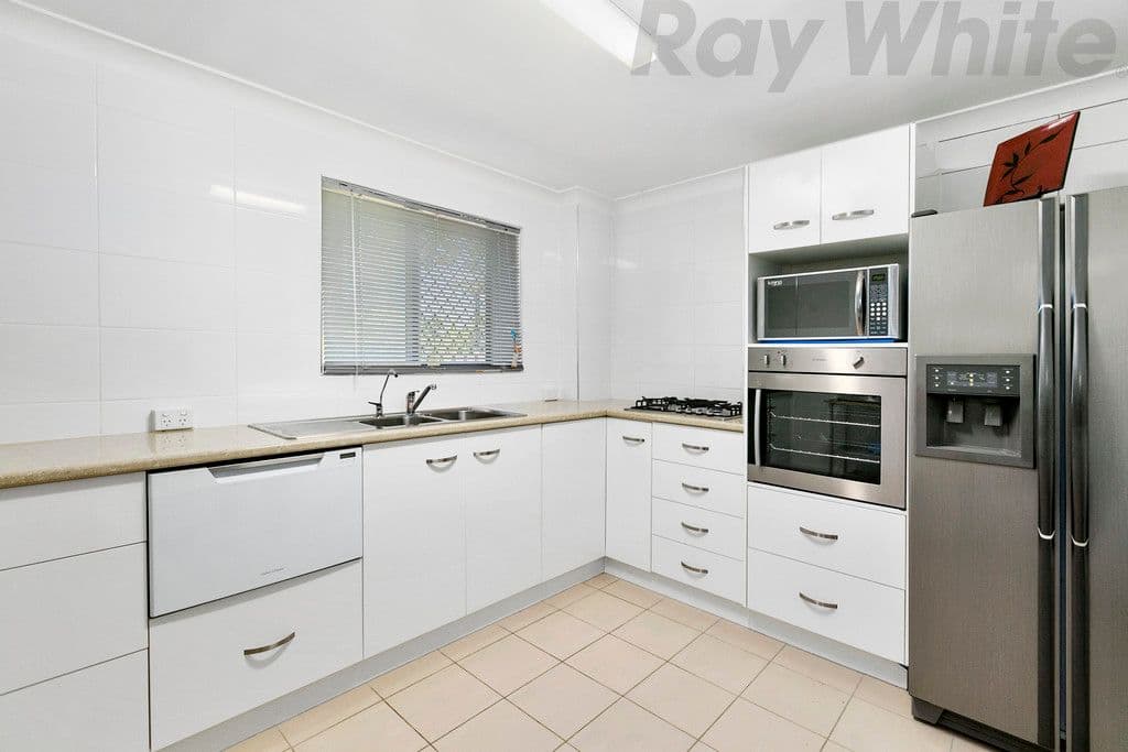 35 Queens Court Road, Alexandra Hills QLD 4161, Alexandra Hills - Image 1
