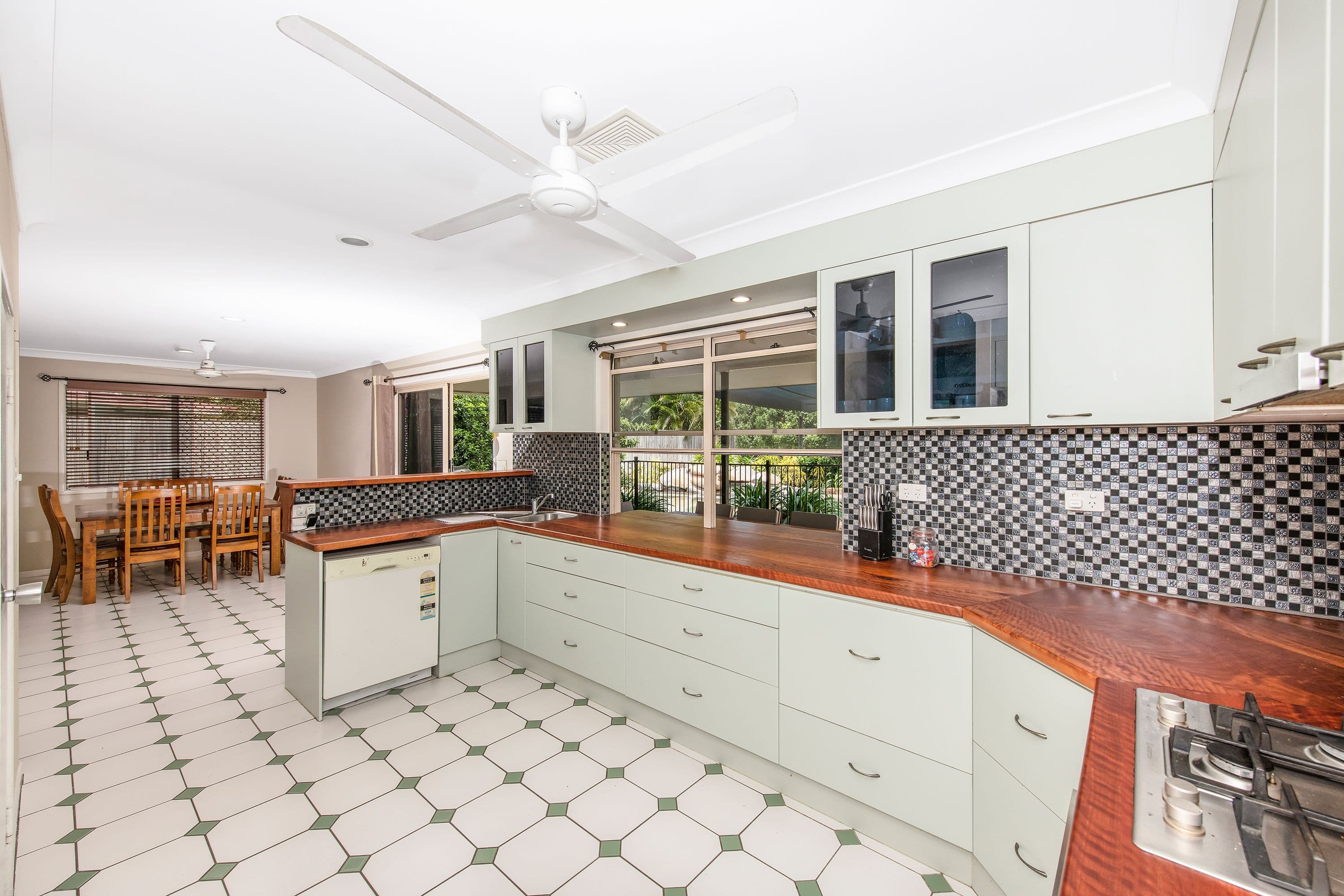55 Whitsunday Drive, Kirwan QLD 4817, Kirwan - Thumbnail 3