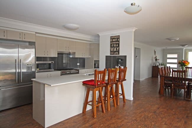 16 Simms Drive, BUNGENDORE NSW 2621, Bungendore - Thumbnail 3