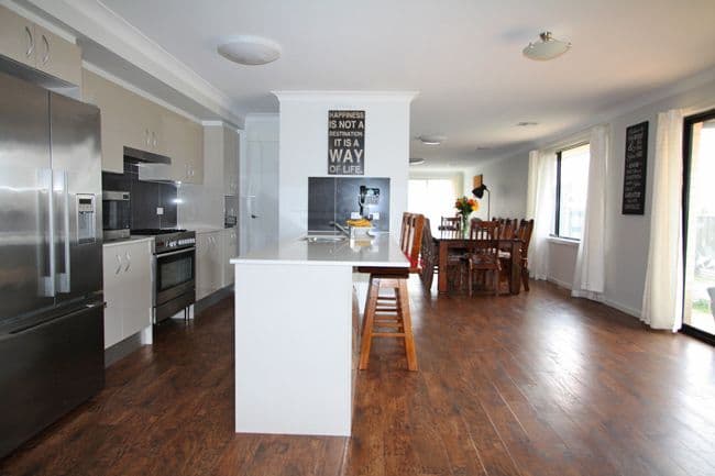 16 Simms Drive, BUNGENDORE NSW 2621, Bungendore - Thumbnail 6