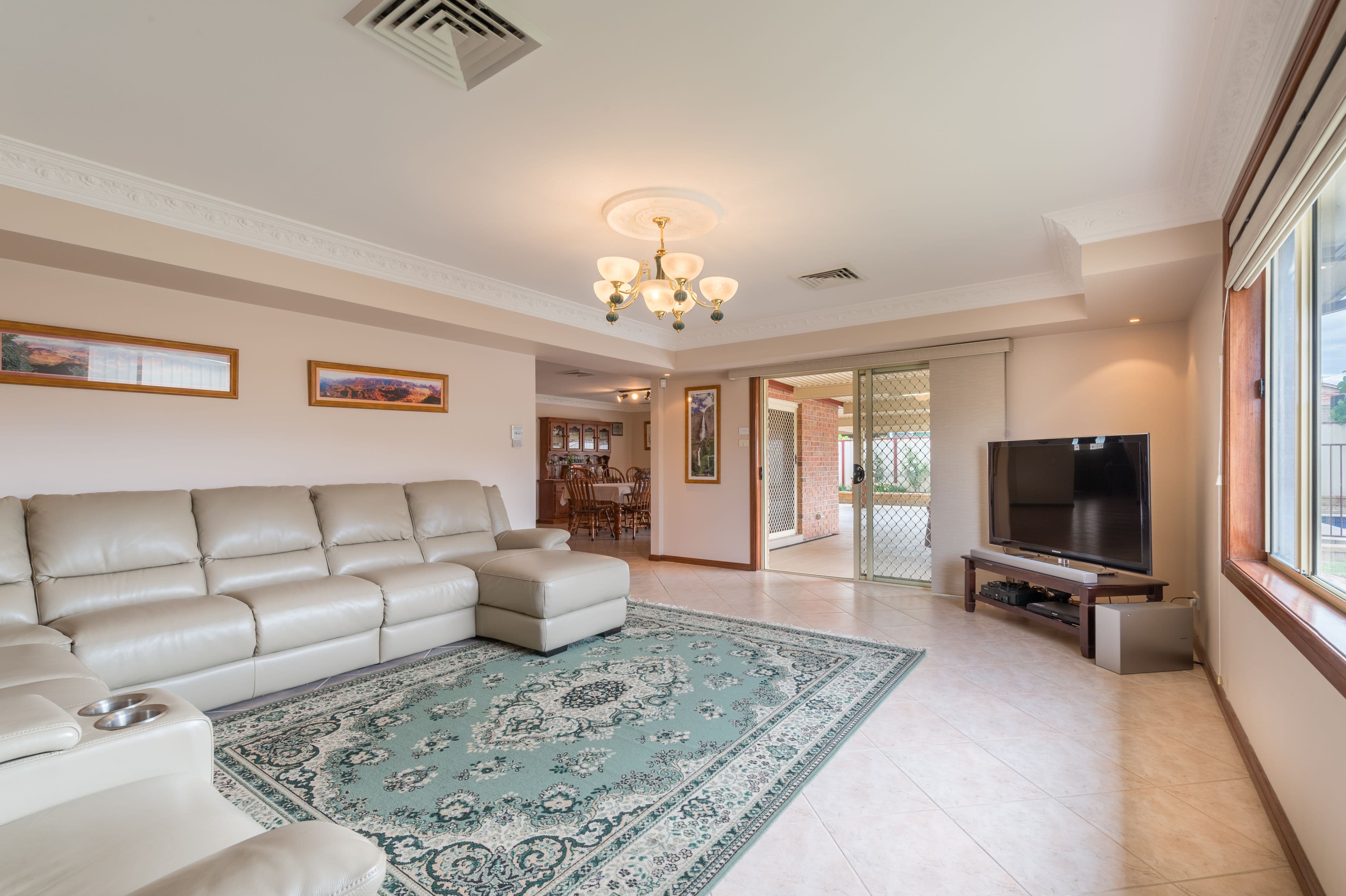 8 Sarah Hollands Drive, Horningsea Park - Thumbnail 7