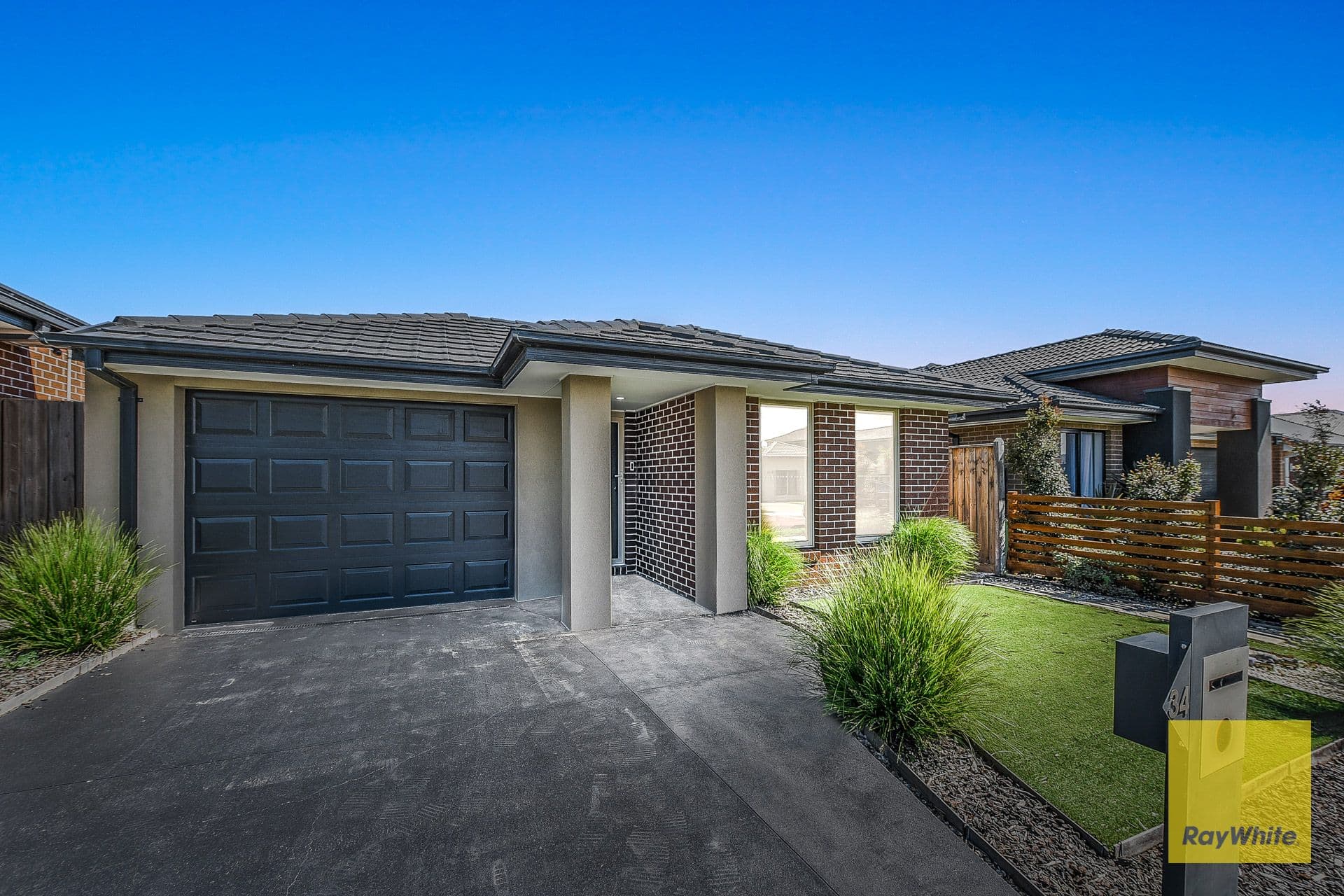 34 Kalbian Drive, Clyde North VIC 3978, Clyde North - Image 1