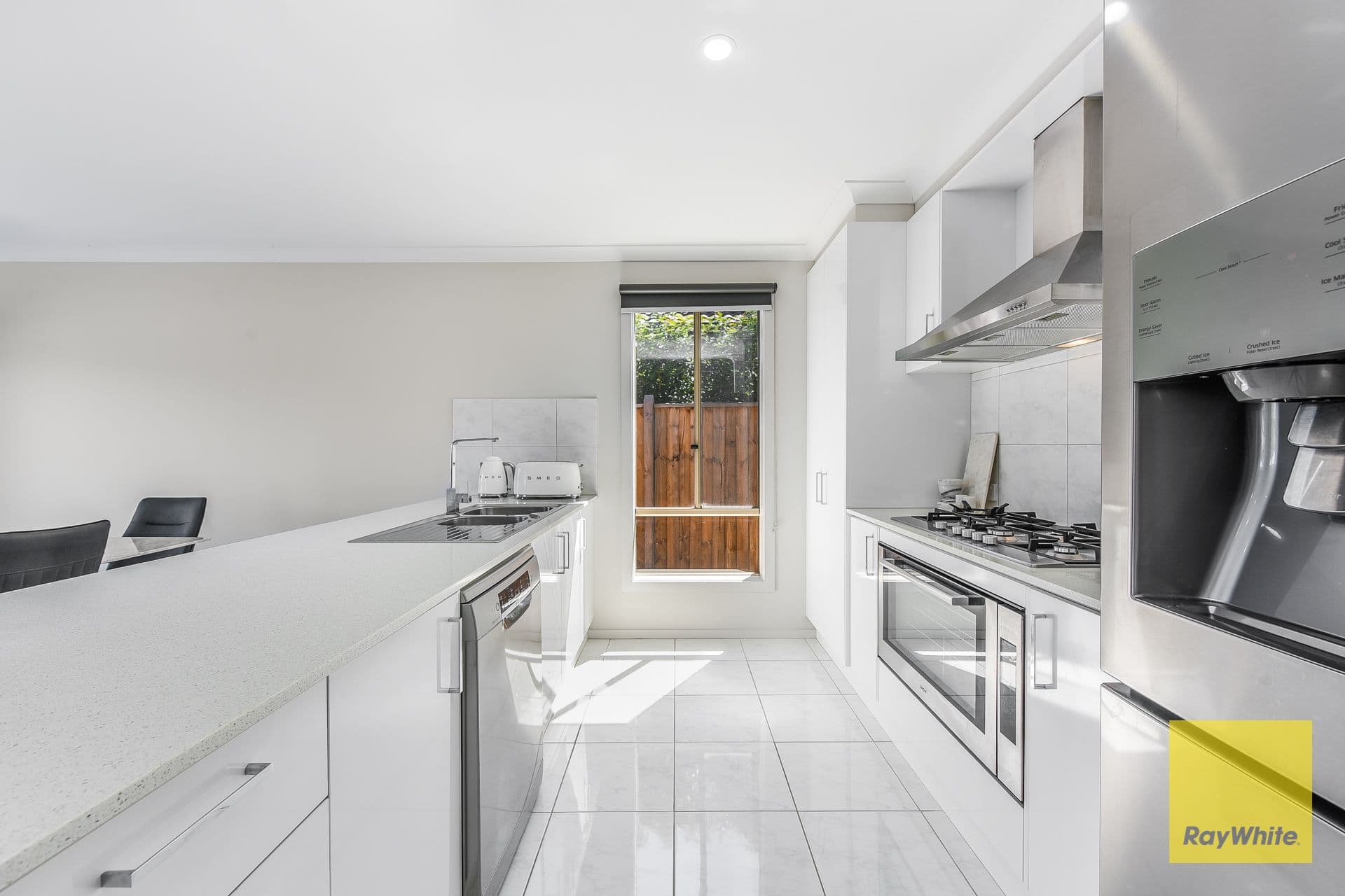 34 Kalbian Drive, Clyde North VIC 3978, Clyde North - Thumbnail 5