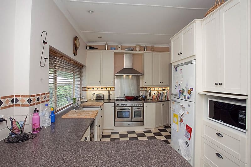 20 Mundaring Weir Road, KALAMUNDA WA 6076, Kalamunda - Thumbnail 5