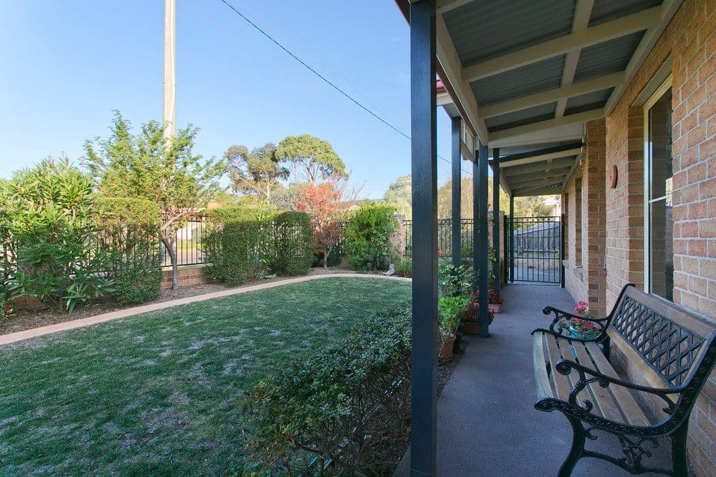 18 Francis Street, DROMANA VIC 3936, Dromana - Thumbnail 3