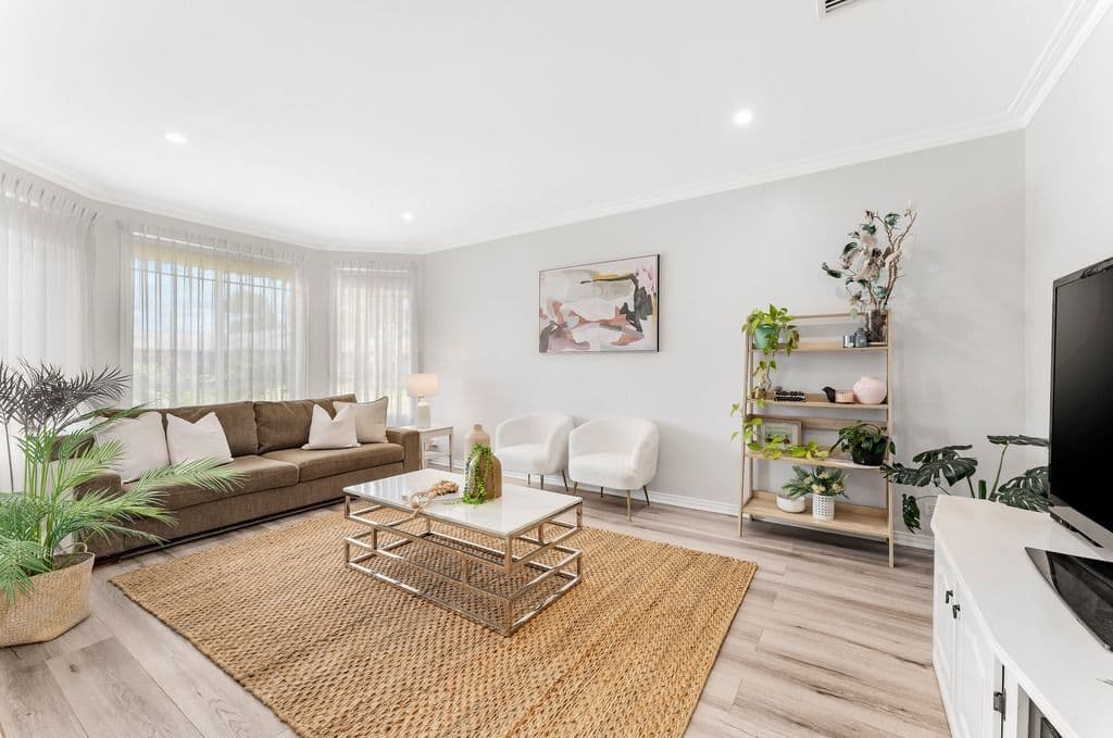 9 Eccles Close, Mill Park VIC 3082, Mill Park - Thumbnail 4