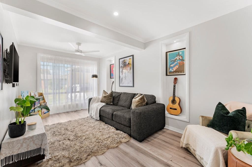 9 Eccles Close, Mill Park VIC 3082, Mill Park - Thumbnail 6