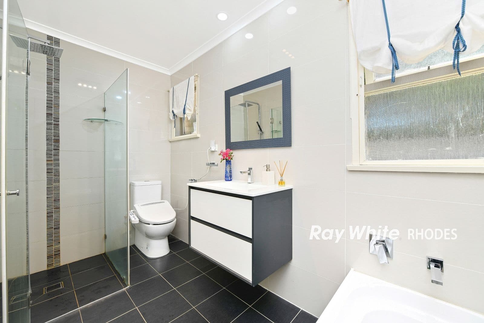 27 Maryl Avenue, Roselands NSW 2196, Roselands - Thumbnail 7