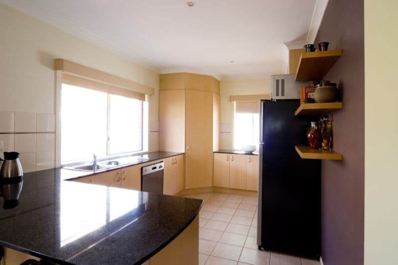 12 Autumn Grove, MITCHAM VIC 3132, Mitcham - Thumbnail 5