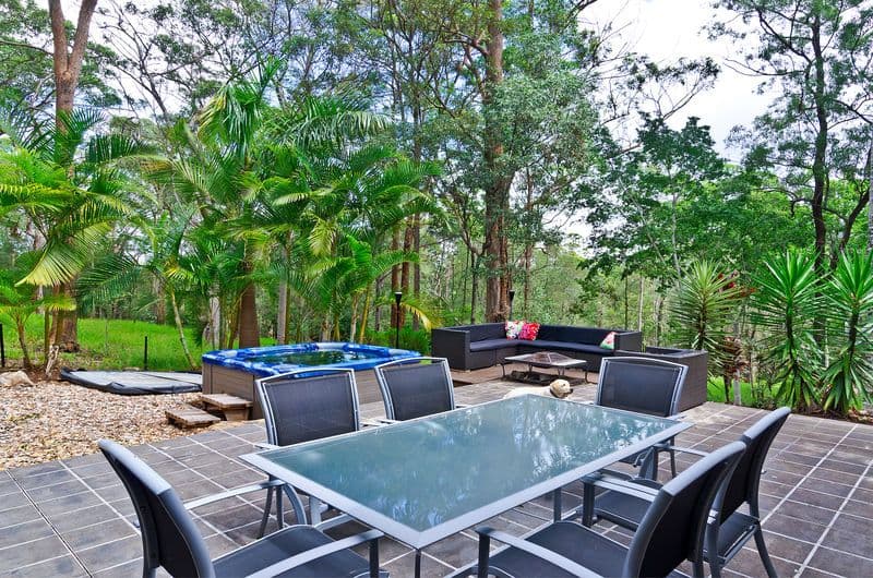 8 Raleigh Terrace, CURRUMBIN WATERS QLD 4223, Currumbin Waters - Thumbnail 4
